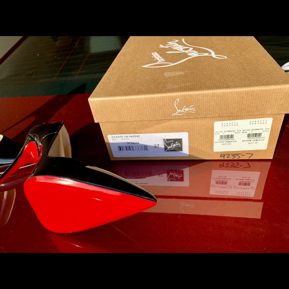 Christian Louboutin Black Patent Leather Pumps with Signature Red Soles - Picture 2 of 4